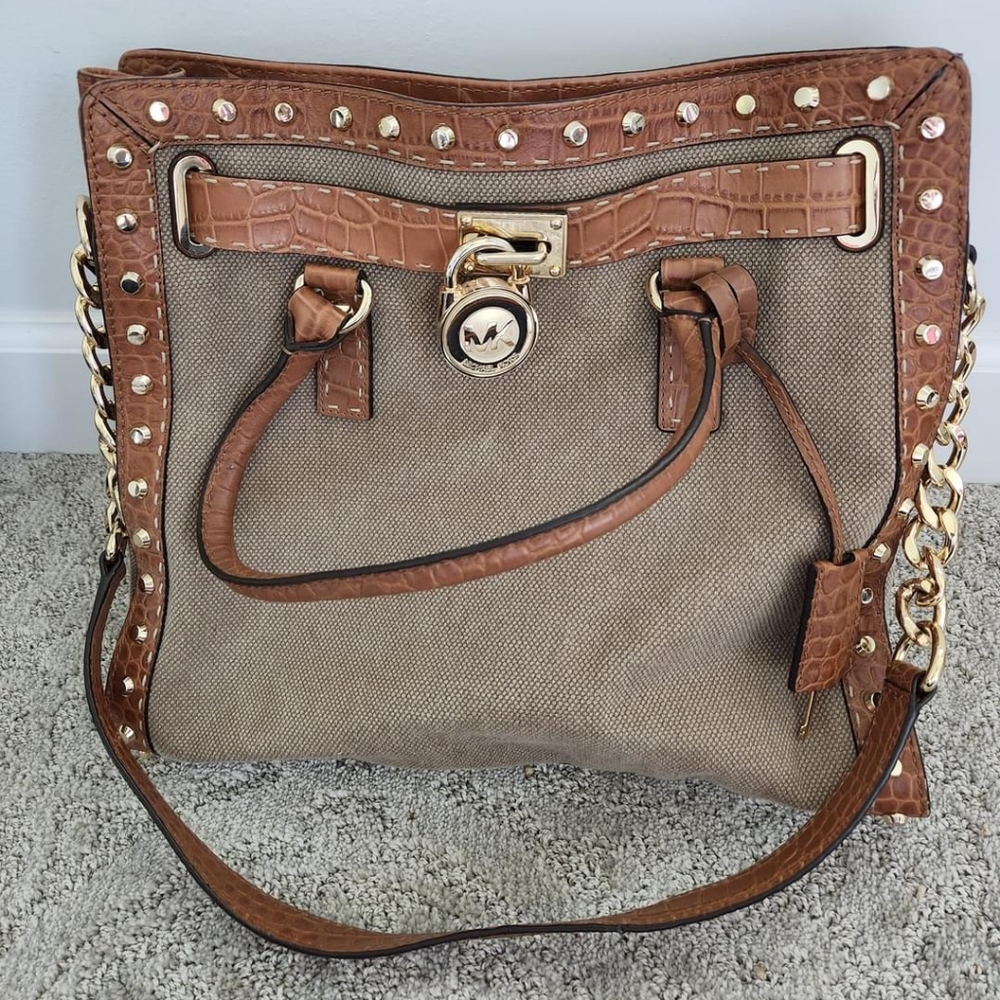 Michael Kors purse